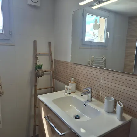 La Thibaudiere - Maison Familiale * מונטרוי-בלה