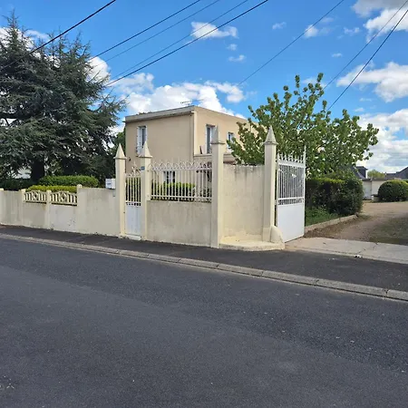 La Thibaudiere - Maison Familiale בית נופש