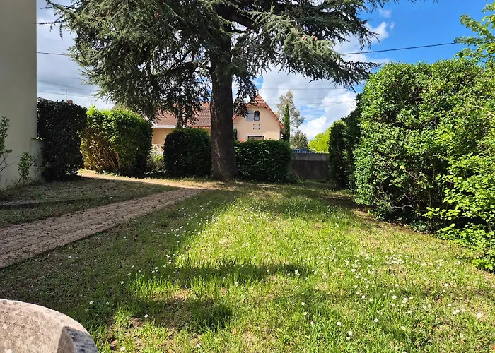 La Thibaudiere - Maison Familiale * Montreuil-Bellay